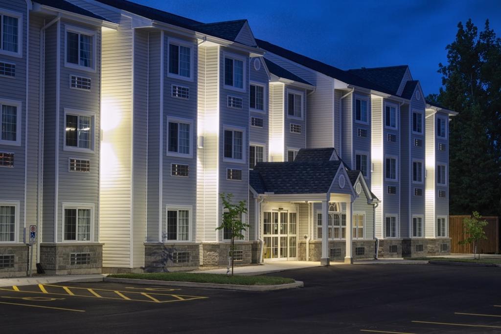 Microtel Inn & Suites Су-Сент-Мари Экстерьер фото