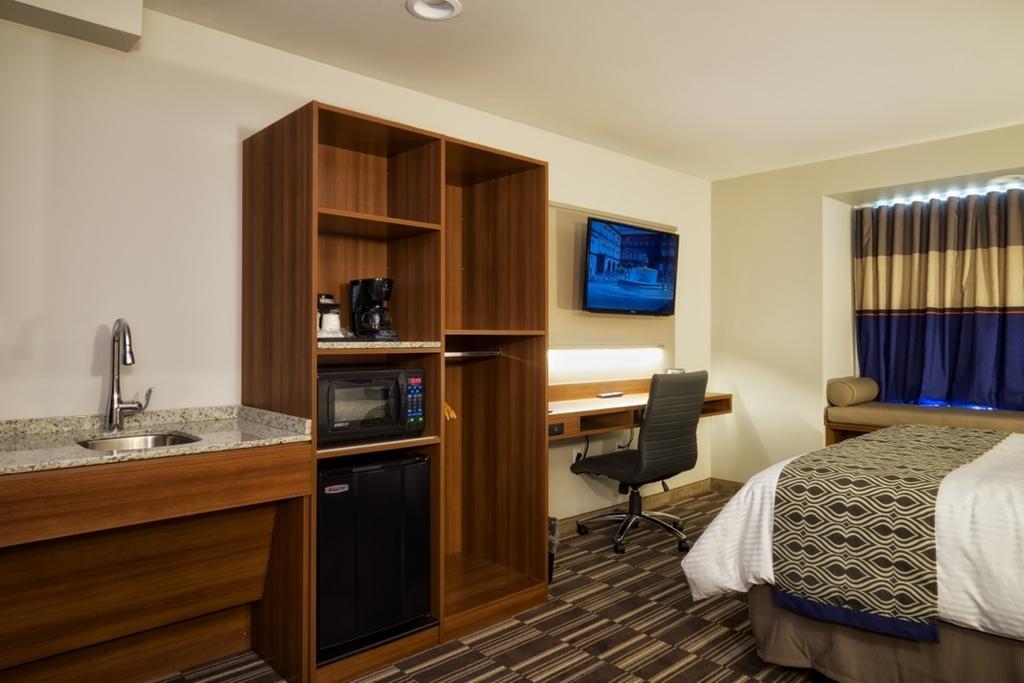 Microtel Inn & Suites Су-Сент-Мари Экстерьер фото