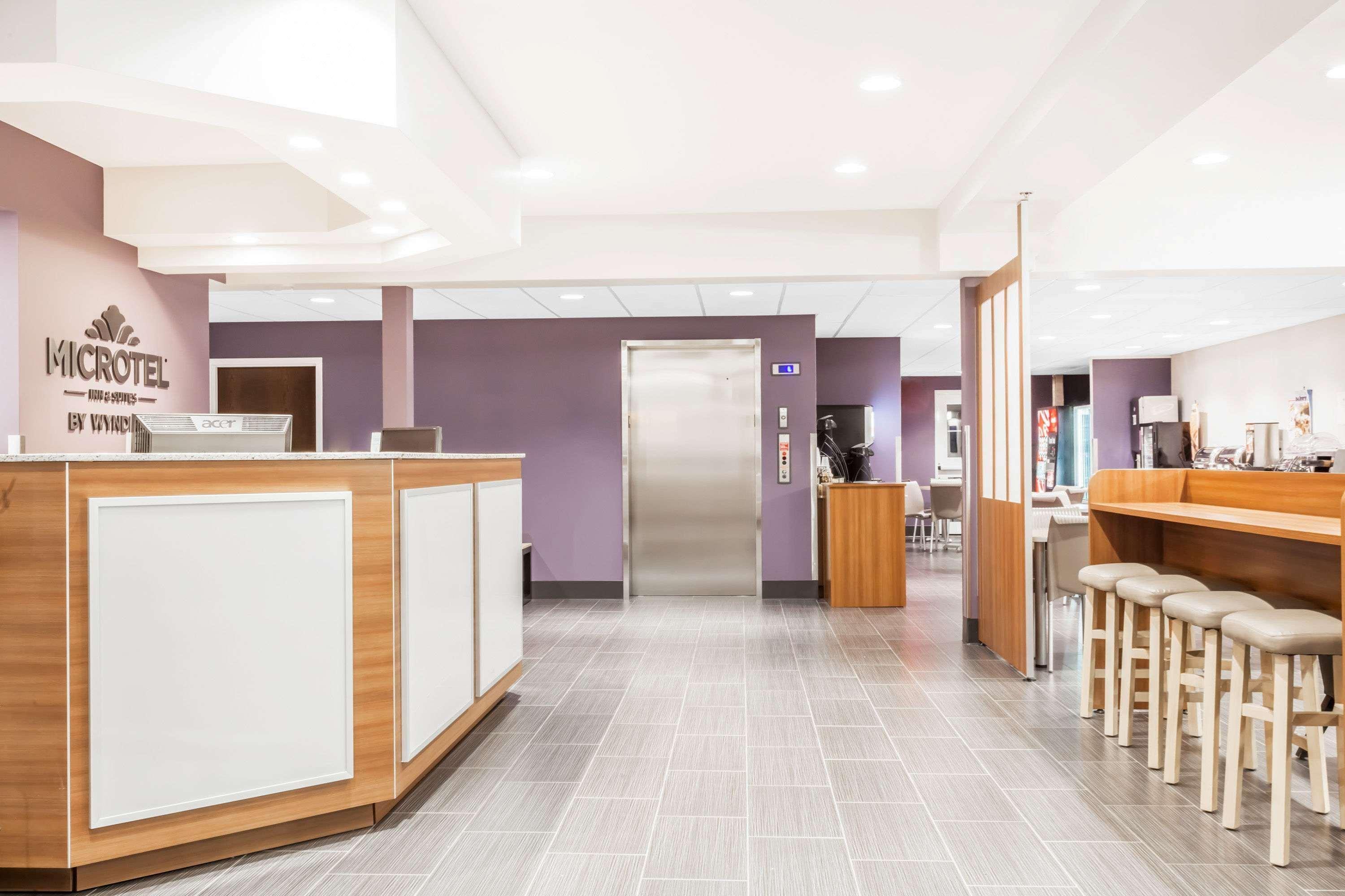 Microtel Inn & Suites Су-Сент-Мари Экстерьер фото
