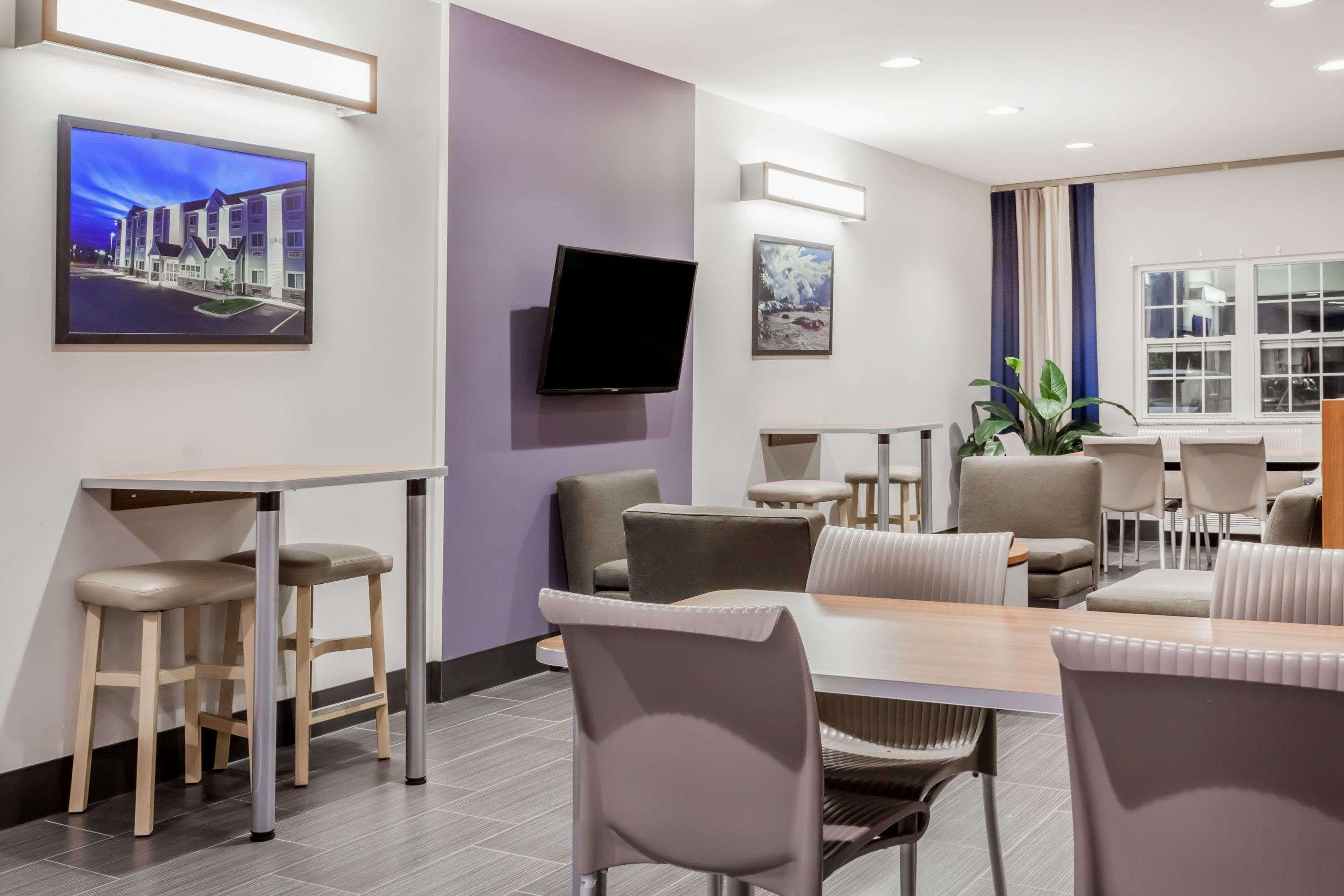 Microtel Inn & Suites Су-Сент-Мари Экстерьер фото