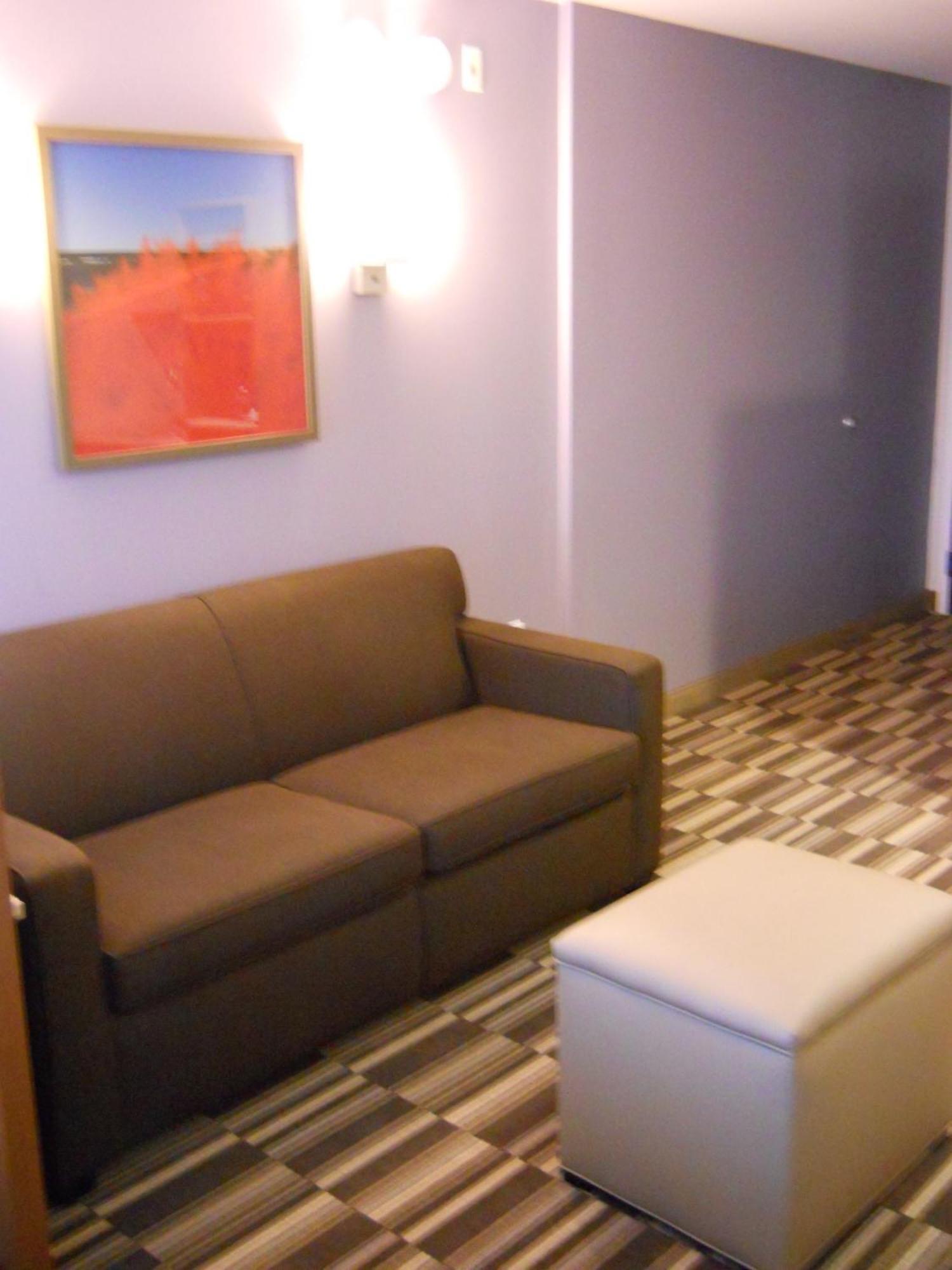 Microtel Inn & Suites Су-Сент-Мари Экстерьер фото
