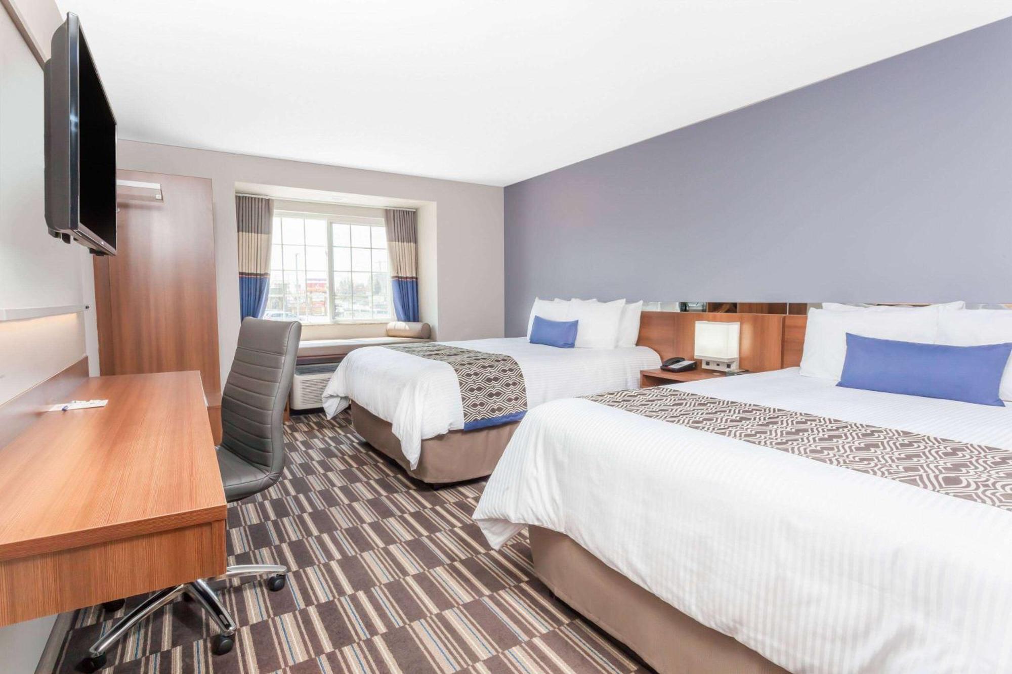 Microtel Inn & Suites Су-Сент-Мари Экстерьер фото